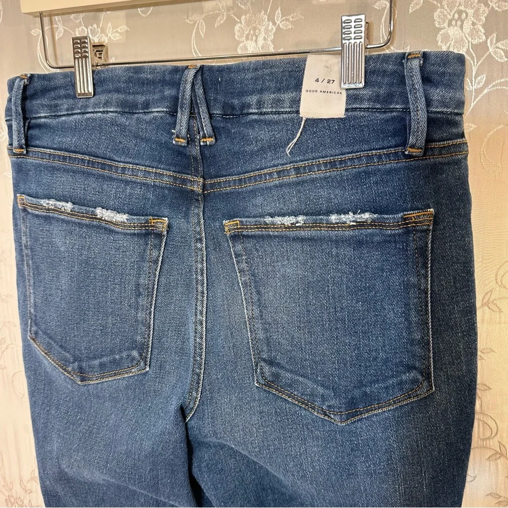 Good American Raw Hem Straight Leg Blue Jeans Size 4/27 NWT - Picture 8 of 9